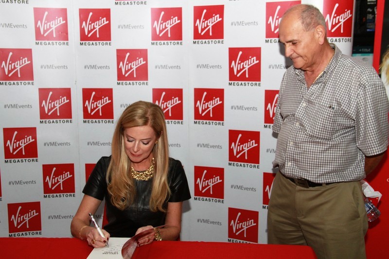 Book Signing of Liés Par Le Sang by Marie Josée Poisson 